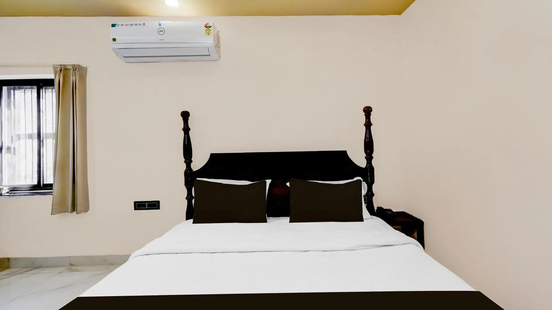 Hotel O Lake N Hill View Udaipur