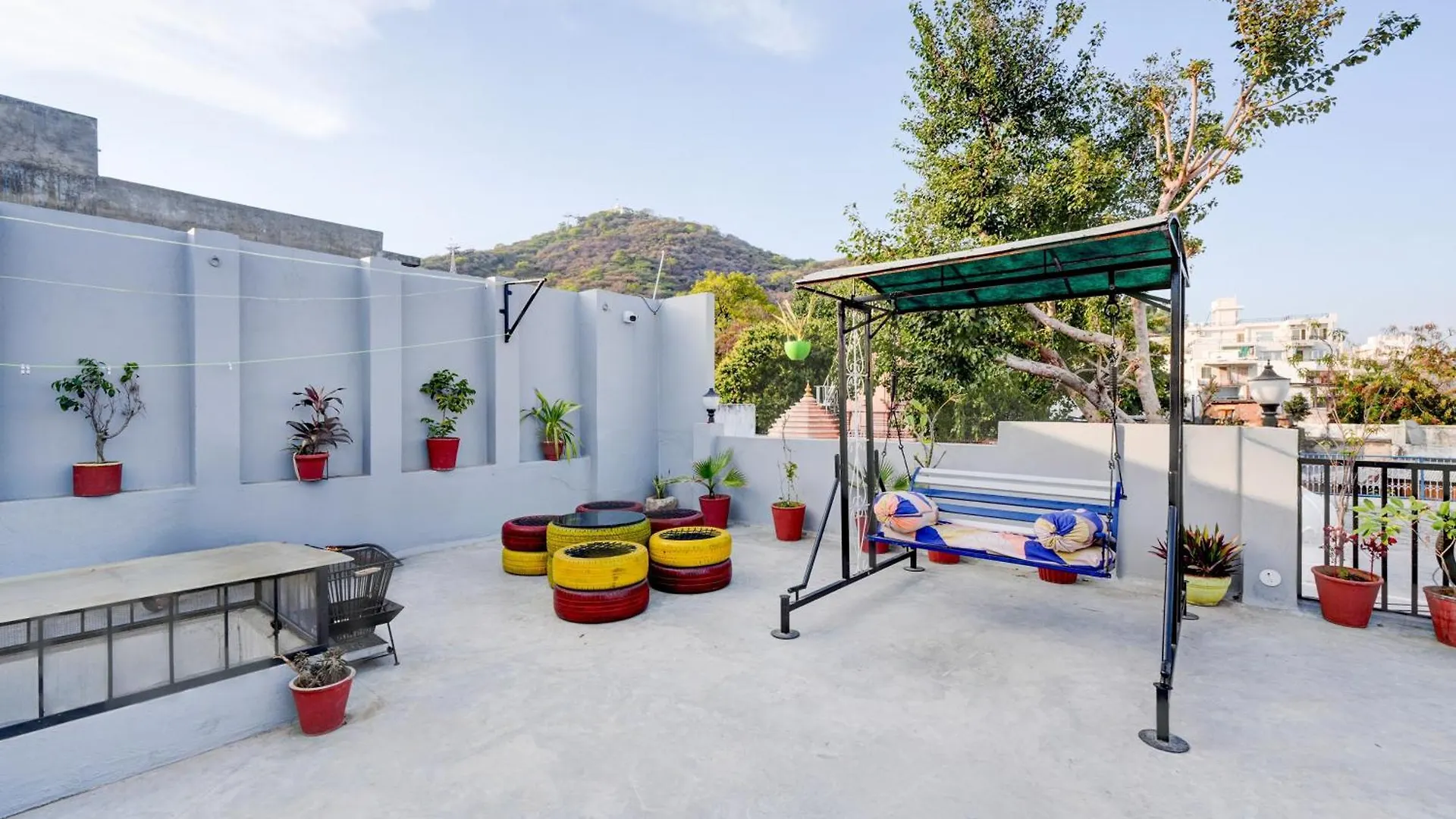 Hotel O Lake N Hill View Udaipur